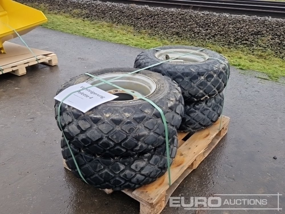 Continental 10.0/75-15 Tyres with Rims to suit Dumper (2 of) - Pneumatico: foto 1 Continental 10.0/75-15 Tyres with Rims to suit Dumper (2 of) - Pneumatico: foto 1