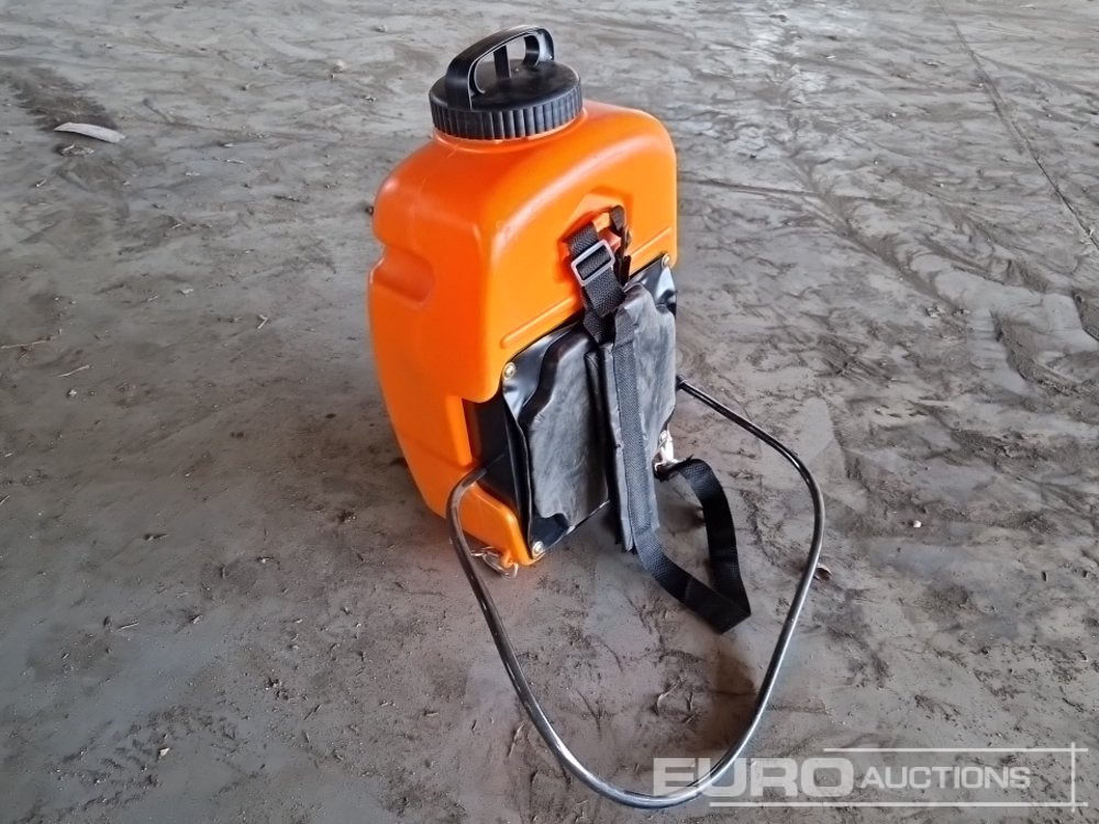 Daewoo Cordless Backback Sprayer - Attrezzatura da costruzione: foto 2 Daewoo Cordless Backback Sprayer - Attrezzatura da costruzione: foto 2