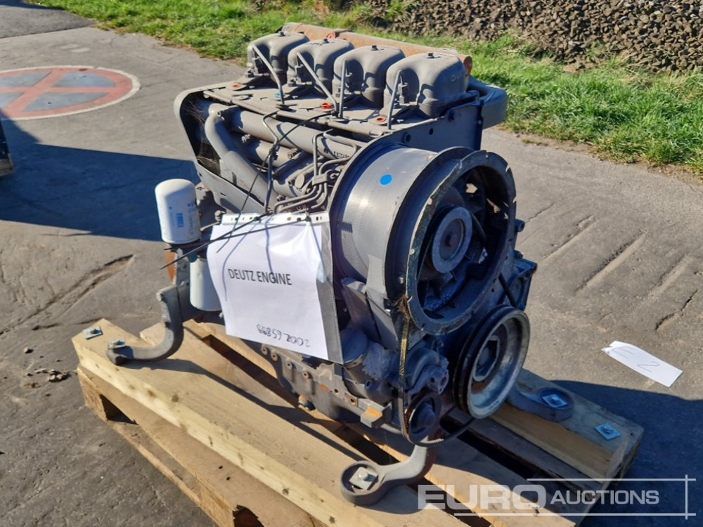 Deutz 4 Cylinder Diesel Engine - Motore: foto 2 Deutz 4 Cylinder Diesel Engine - Motore: foto 2