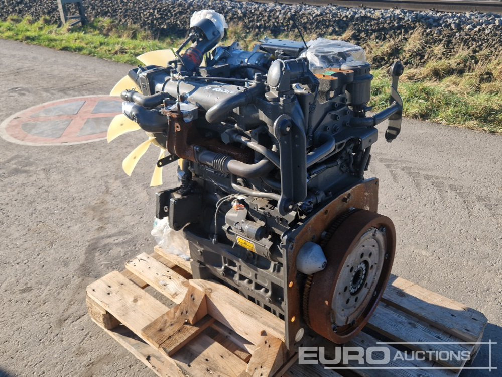 Deutz Unused Same Deutz Fahr 71kW 4 Cylinder Diesel Engine type KD371TA suit to STAGE 3B tractors: Deutz Fahr 5090G, Explorer 90, Hurlimann XB 90T4i, Lamborghini Strike 90 T4i - Motore: foto 2 Deutz Unused Same Deutz Fahr 71kW 4 Cylinder Diesel Engine type KD371TA suit to STAGE 3B tractors: Deutz Fahr 5090G, Explorer 90, Hurlimann XB 90T4i, Lamborghini Strike 90 T4i - Motore: foto 2