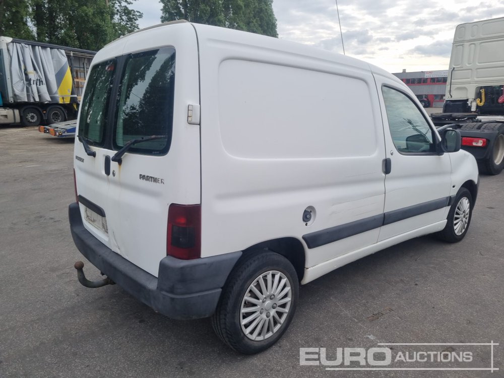 2004 Peugeot Partner - Furgone: foto 5 2004 Peugeot Partner - Furgone: foto 5