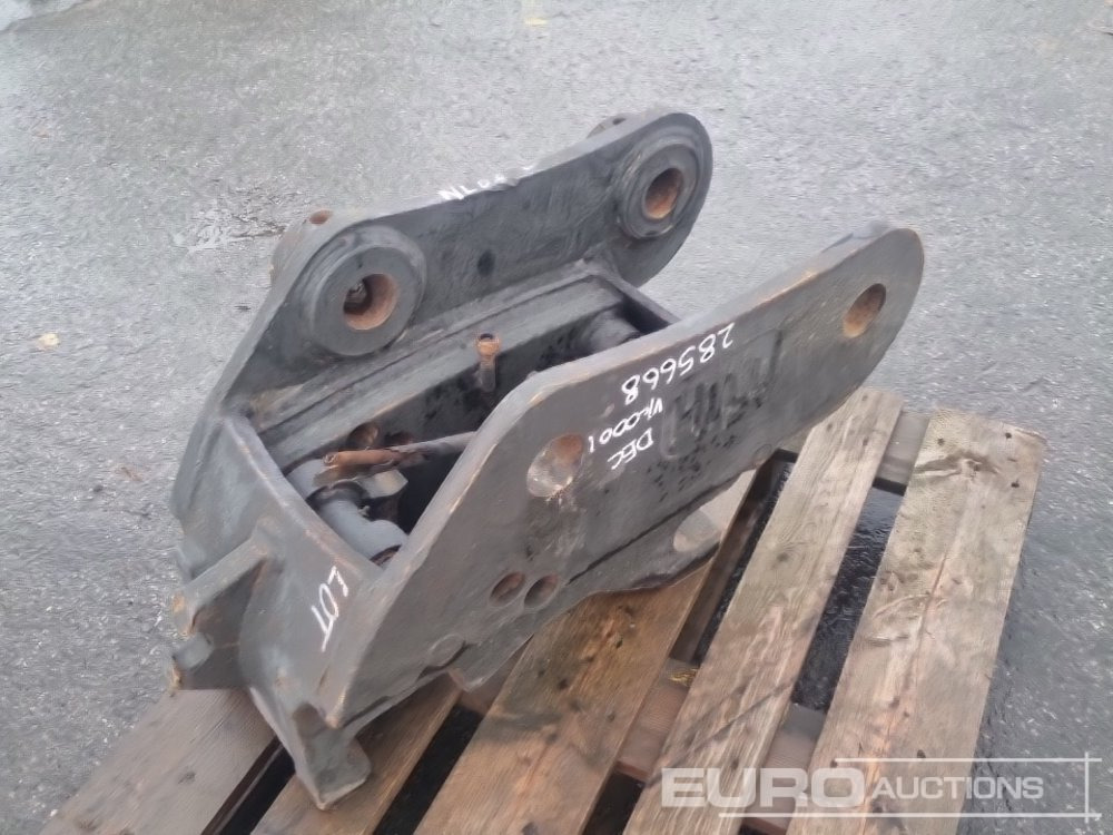 Hydraulic QH 60mm Pin to suit 10 Ton Excavator - Attacco rapido: foto 1 Hydraulic QH 60mm Pin to suit 10 Ton Excavator - Attacco rapido: foto 1