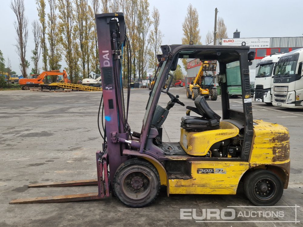 Hyundai Diesel Forklift, 2 Stage Mast, Forks - Carrello elevatore diesel: foto 2 Hyundai Diesel Forklift, 2 Stage Mast, Forks - Carrello elevatore diesel: foto 2