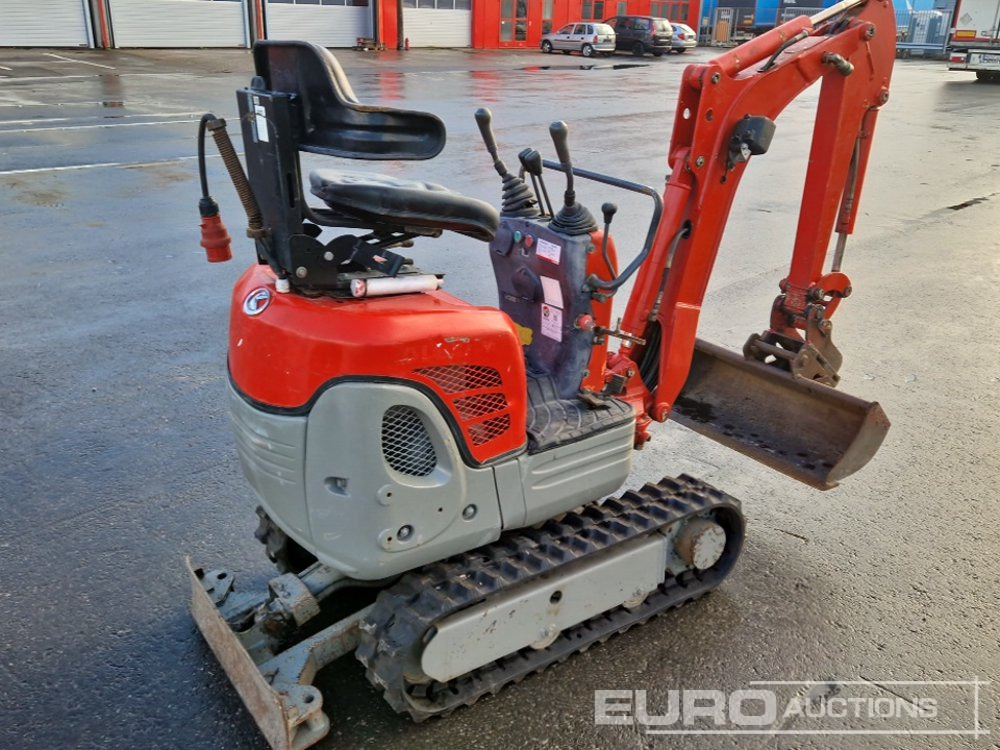 Kubota 008 - Miniescavatore: foto 4 Kubota 008 - Miniescavatore: foto 4