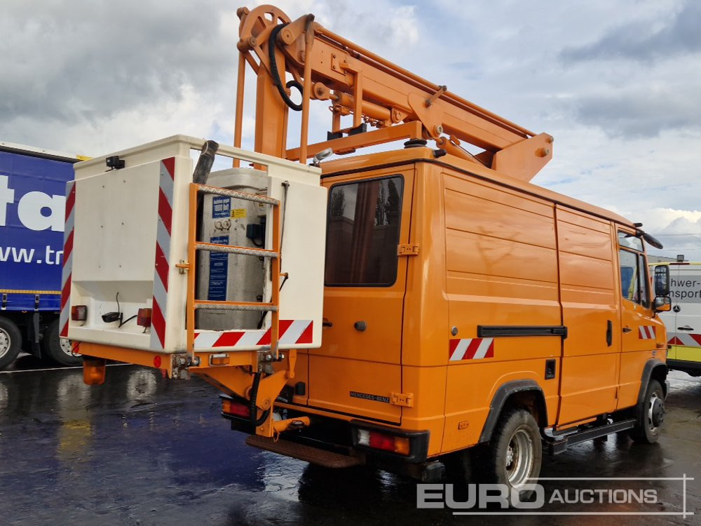 Mercedes 612D - Piattaforma autocarrata: foto 5 Mercedes 612D - Piattaforma autocarrata: foto 5