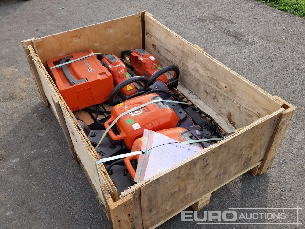 Pallet of Husqvarna Garden Equipment, Hedge Trimmer - Attrezzatura da costruzione: foto 1 Pallet of Husqvarna Garden Equipment, Hedge Trimmer - Attrezzatura da costruzione: foto 1