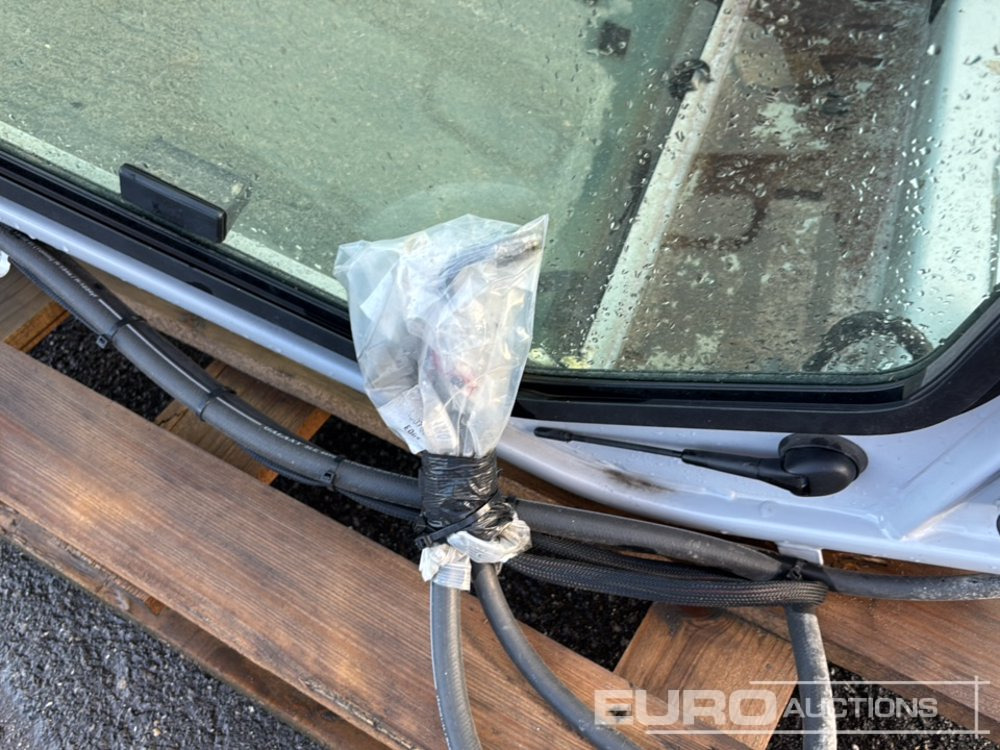 Ricambi per Escavatore Cabin to suit Excavator: foto 11