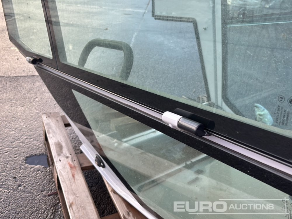 Ricambi per Escavatore Cabin to suit Excavator: foto 17