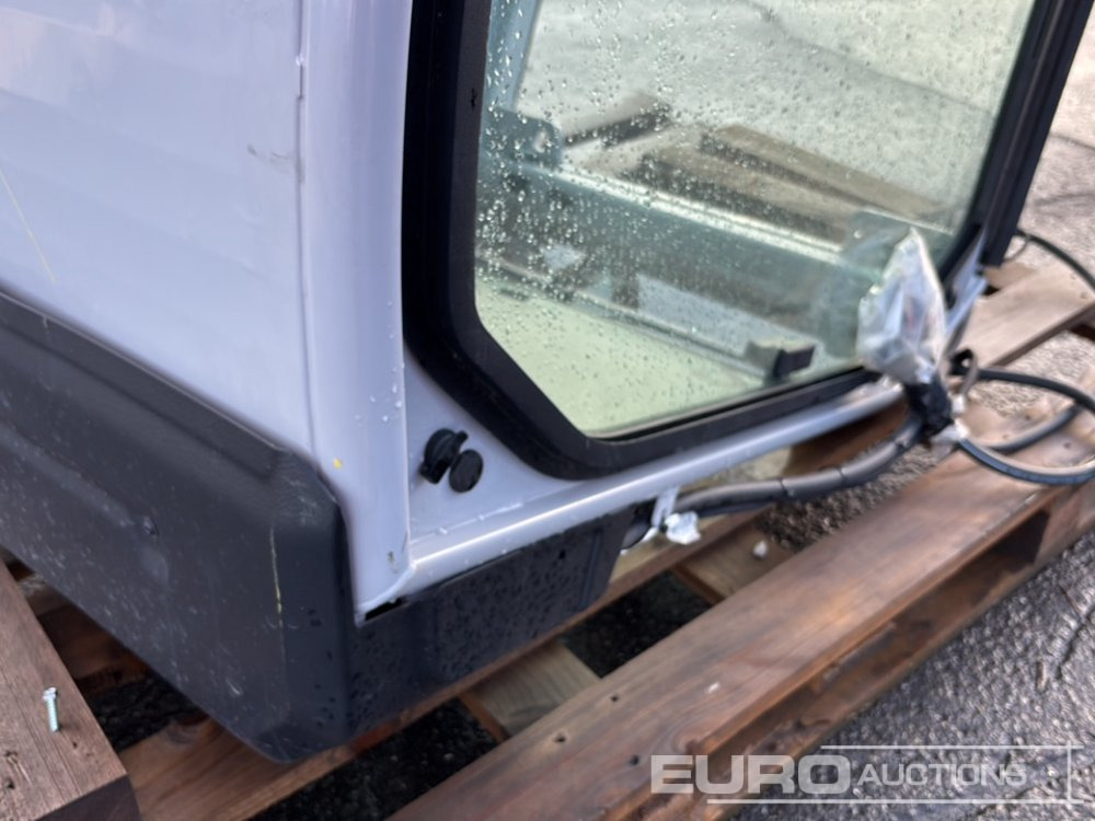 Ricambi per Escavatore Cabin to suit Excavator: foto 15