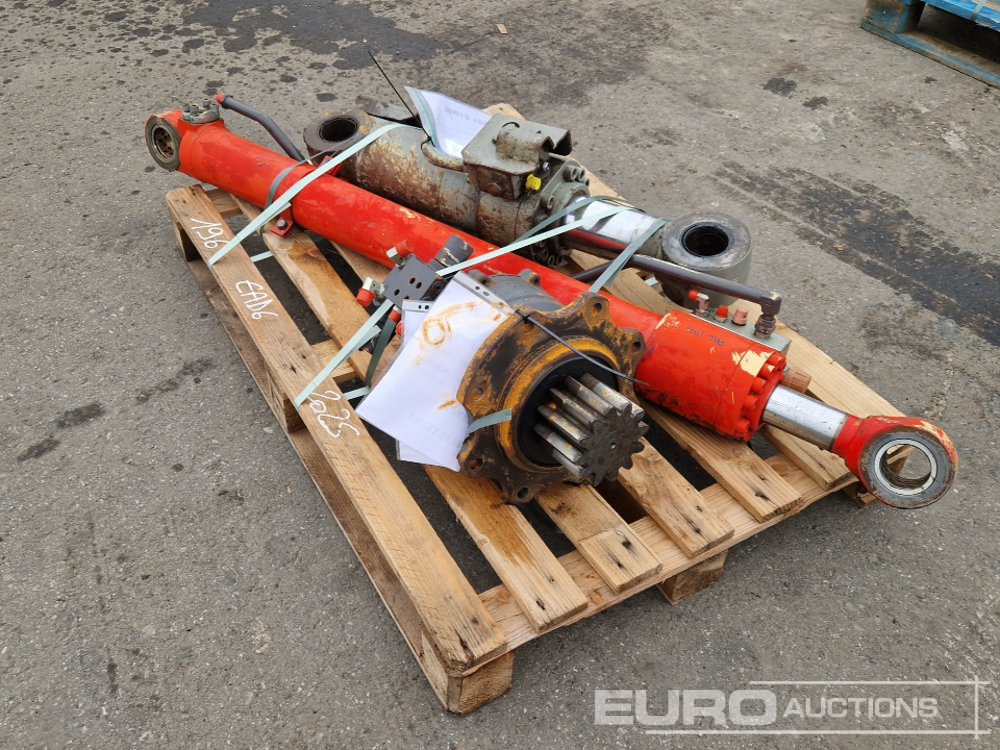 Hydraulic Cylinders, Motor to suit Volvo ECR88D - Ricambi per Escavatore: foto 3 Hydraulic Cylinders, Motor to suit Volvo ECR88D - Ricambi per Escavatore: foto 3