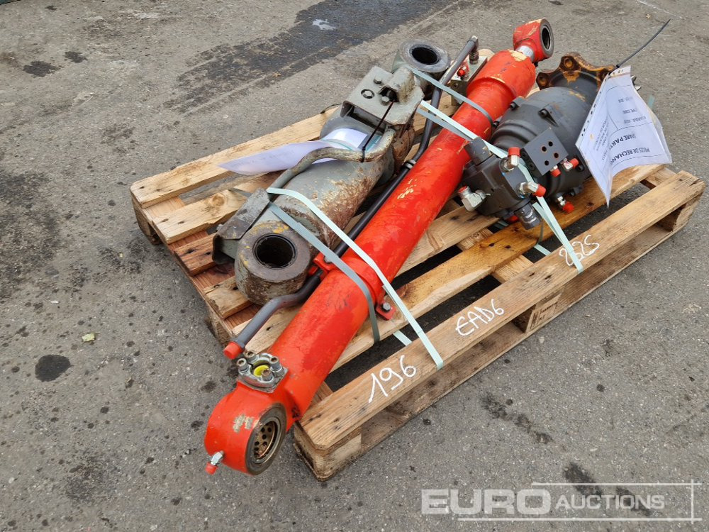 Hydraulic Cylinders, Motor to suit Volvo ECR88D - Ricambi per Escavatore: foto 2 Hydraulic Cylinders, Motor to suit Volvo ECR88D - Ricambi per Escavatore: foto 2