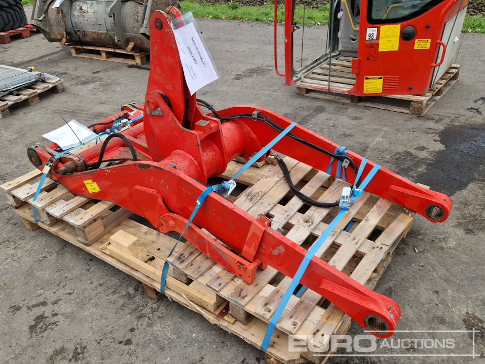 Loading Arm to suit Volvo L30G - Ricambi: foto 2 Loading Arm to suit Volvo L30G - Ricambi: foto 2