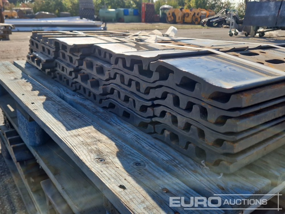 Unused Volvo Steel Track Plates to suit Volvo EC210 (96 of) - Ricambi: foto 5 Unused Volvo Steel Track Plates to suit Volvo EC210 (96 of) - Ricambi: foto 5
