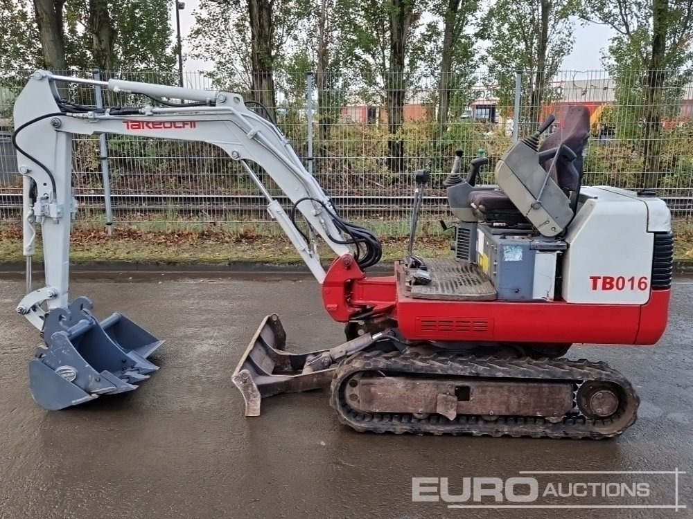Takeuchi TB016 - Miniescavatore: foto 2 Takeuchi TB016 - Miniescavatore: foto 2