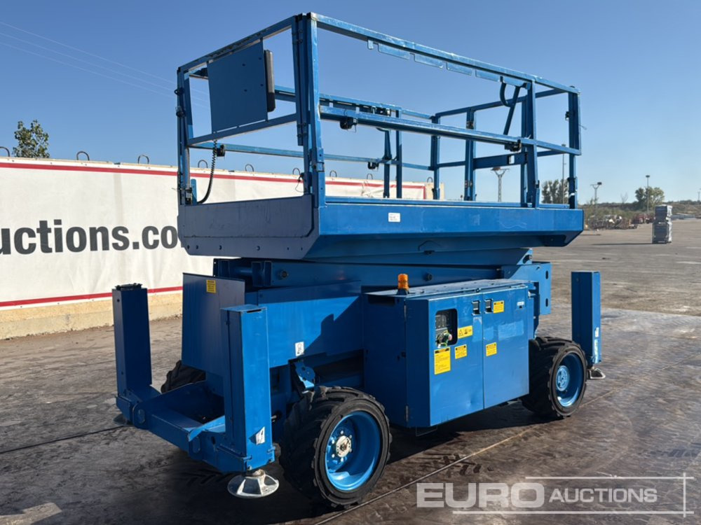 2014 Genie GS3369RT - Piattaforma aerea: foto 5 2014 Genie GS3369RT - Piattaforma aerea: foto 5
