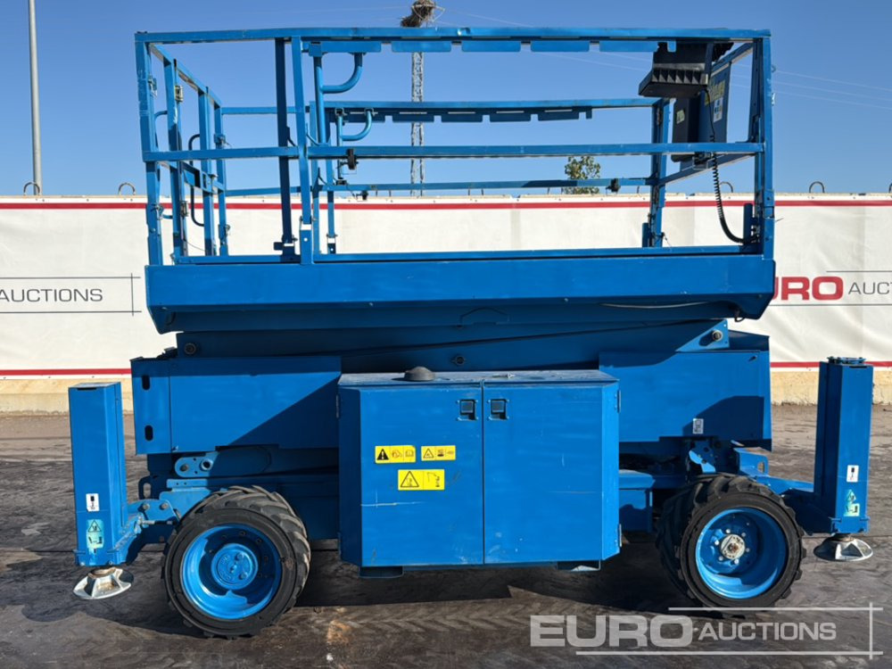 2014 Genie GS3369RT - Piattaforma aerea: foto 2 2014 Genie GS3369RT - Piattaforma aerea: foto 2