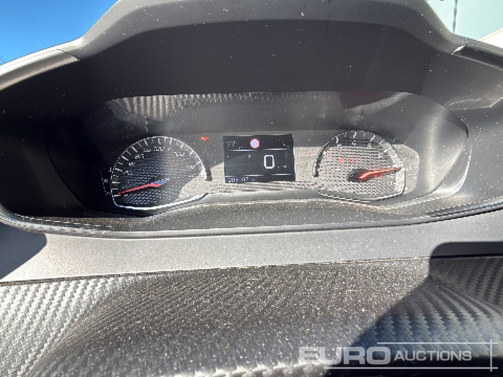 Autovettura 2020 Peugeot 208: foto 18