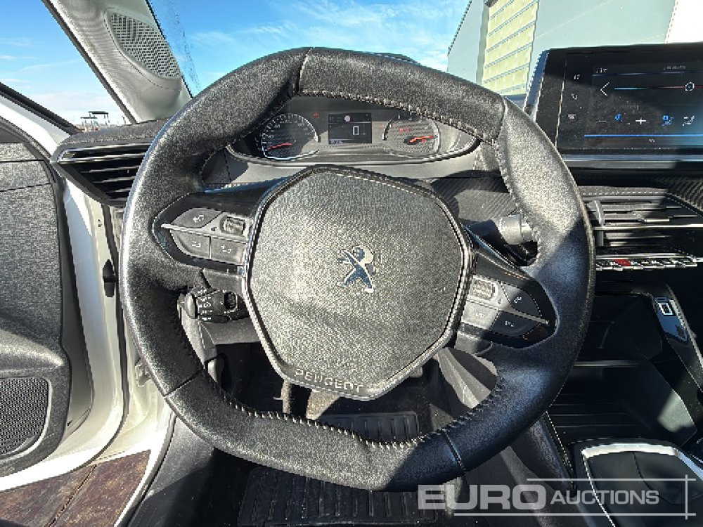 Autovettura 2020 Peugeot 208: foto 17