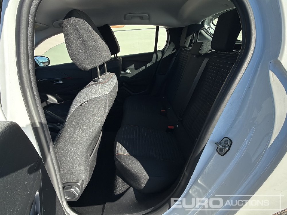 Autovettura 2020 Peugeot 208: foto 23