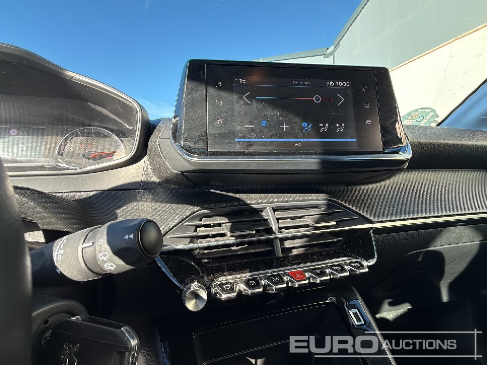 Autovettura 2020 Peugeot 208: foto 19