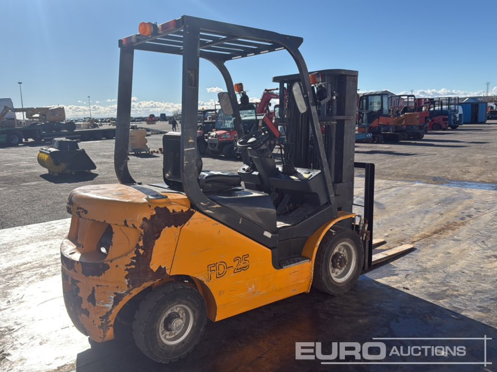 Euroyen FD25 - Carrello elevatore: foto 5 Euroyen FD25 - Carrello elevatore: foto 5