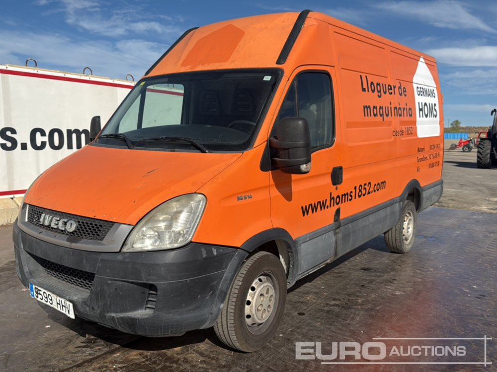 2012 Iveco Daily 35 S14 - Furgone: foto 1 2012 Iveco Daily 35 S14 - Furgone: foto 1
