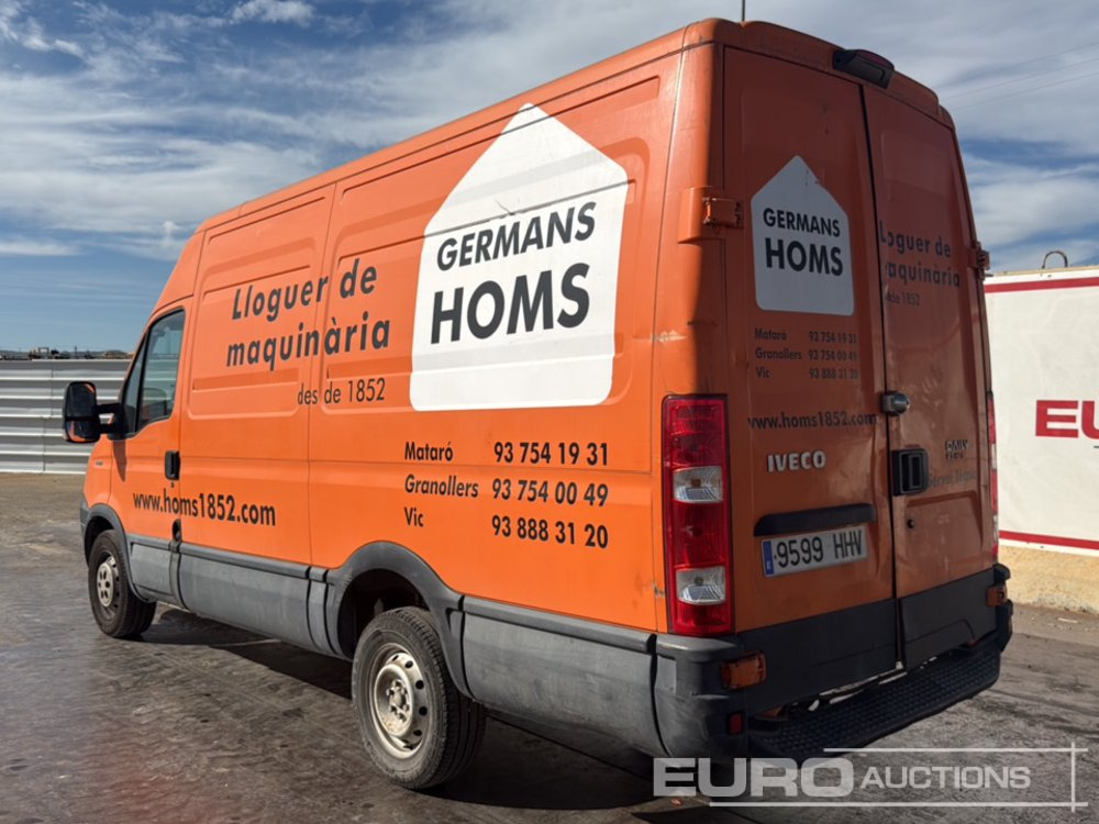 2012 Iveco Daily 35 S14 - Furgone: foto 3 2012 Iveco Daily 35 S14 - Furgone: foto 3
