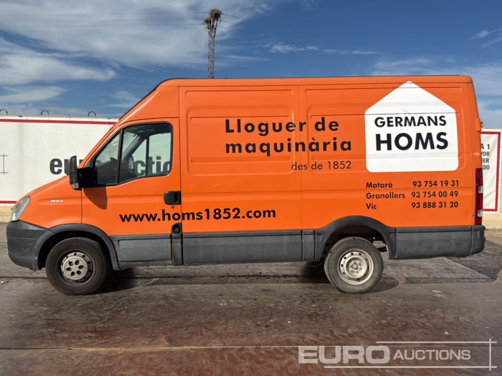 2012 Iveco Daily 35 S14 - Furgone: foto 2 2012 Iveco Daily 35 S14 - Furgone: foto 2