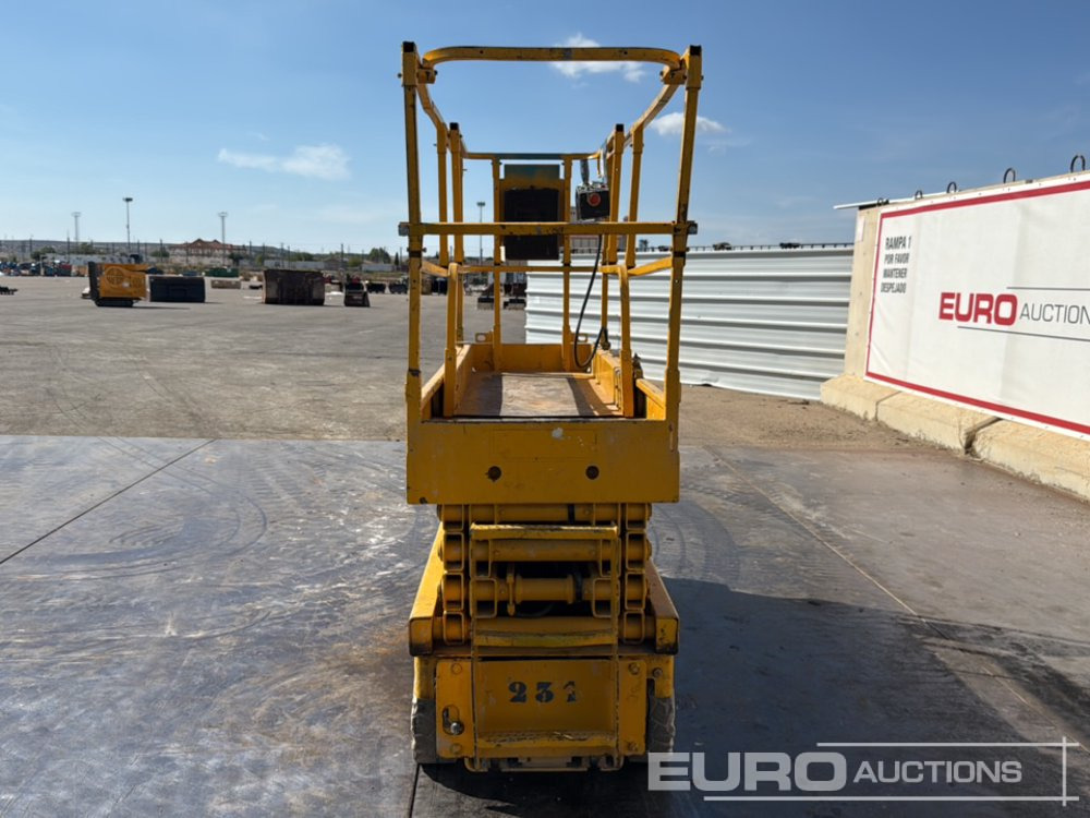 Haulotte Compact 10N - Piattaforma aerea: foto 4 Haulotte Compact 10N - Piattaforma aerea: foto 4