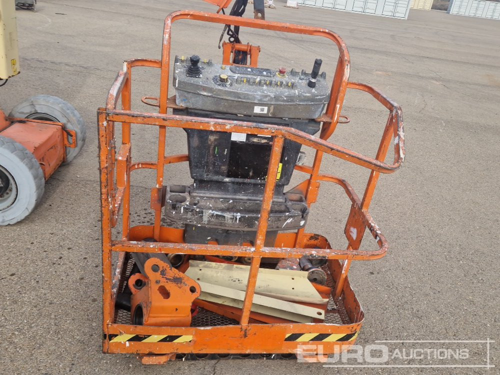 Piattaforma articolata JLG E300AJP: foto 15