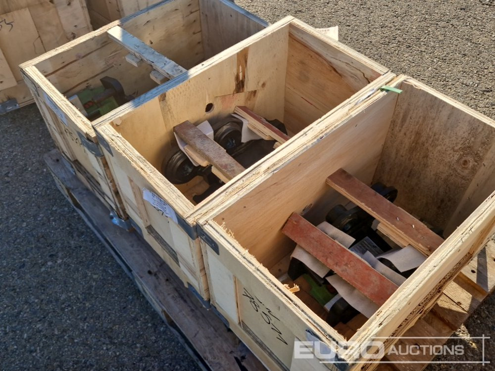 QC35/40H3LE Quick Coupler to Suit Kubota U35 (S/Ns 955929,959074) (2 of), QR40-1-69-NC Quick Coupler to Suit Kubota KX71 (S/N 1114430), QR30M1-5945 Quick Coupler to Suit CAT 301.5 (S/Ns 1120880), QR3 - Attrezzatura da costruzione: foto 3 QC35/40H3LE Quick Coupler to Suit Kubota U35 (S/Ns 955929,959074) (2 of), QR40-1-69-NC Quick Coupler to Suit Kubota KX71 (S/N 1114430), QR30M1-5945 Quick Coupler to Suit CAT 301.5 (S/Ns 1120880), QR3 - Attrezzatura da costruzione: foto 3