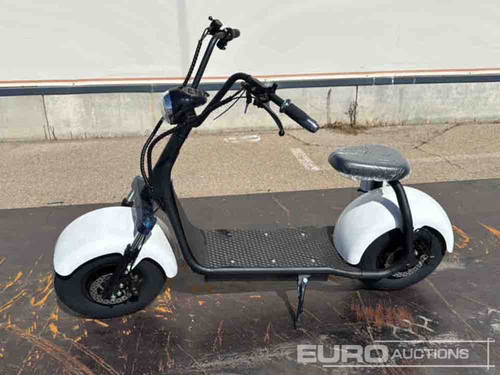 Unused City coco Electric Scooter Max Speed 40km/h, Autonomy 45km / Scooter Eléctrico - Motocicletta: foto 2 Unused City coco Electric Scooter Max Speed 40km/h, Autonomy 45km / Scooter Eléctrico - Motocicletta: foto 2