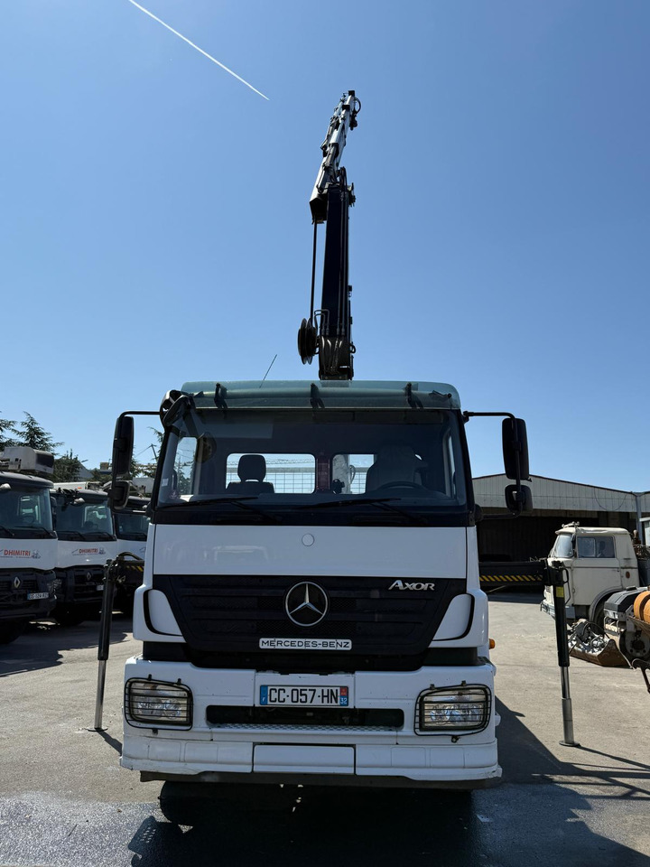 Camion bénne Mercedes Benz 2633 CC-057-HN - Autocarro ribaltabile, Camion con gru: foto 1 Camion bénne Mercedes Benz 2633 CC-057-HN - Autocarro ribaltabile, Camion con gru: foto 1
