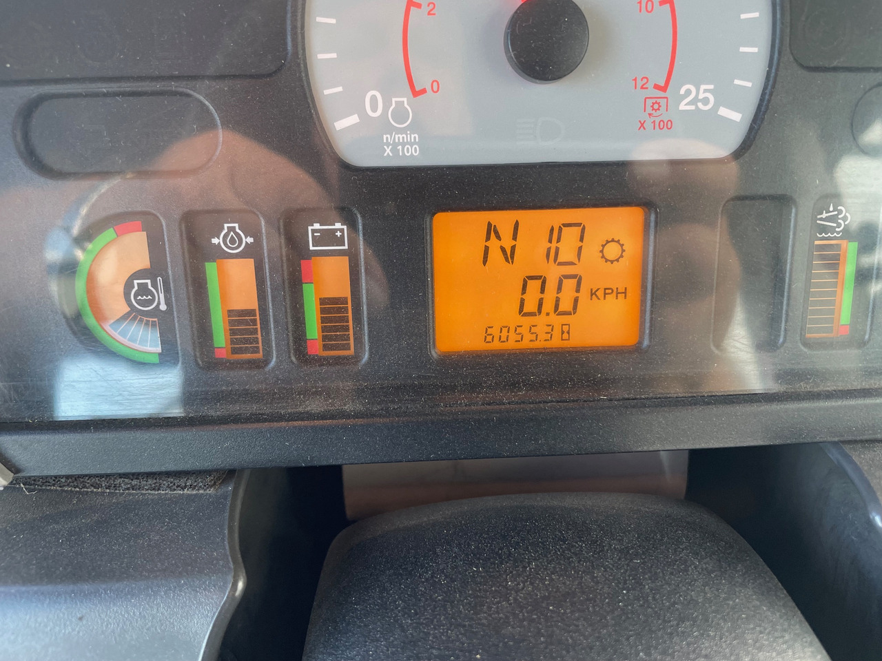 Challenger MT 875 E - Trattore: foto 2 Challenger MT 875 E - Trattore: foto 2