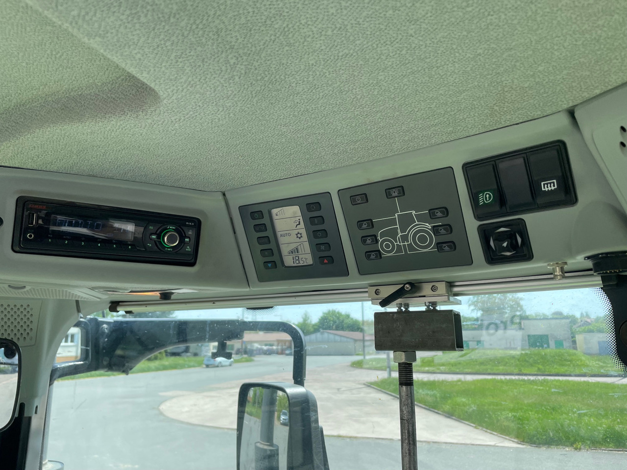 Claas Arion 660 C-matic - Trattore: foto 2 Claas Arion 660 C-matic - Trattore: foto 2