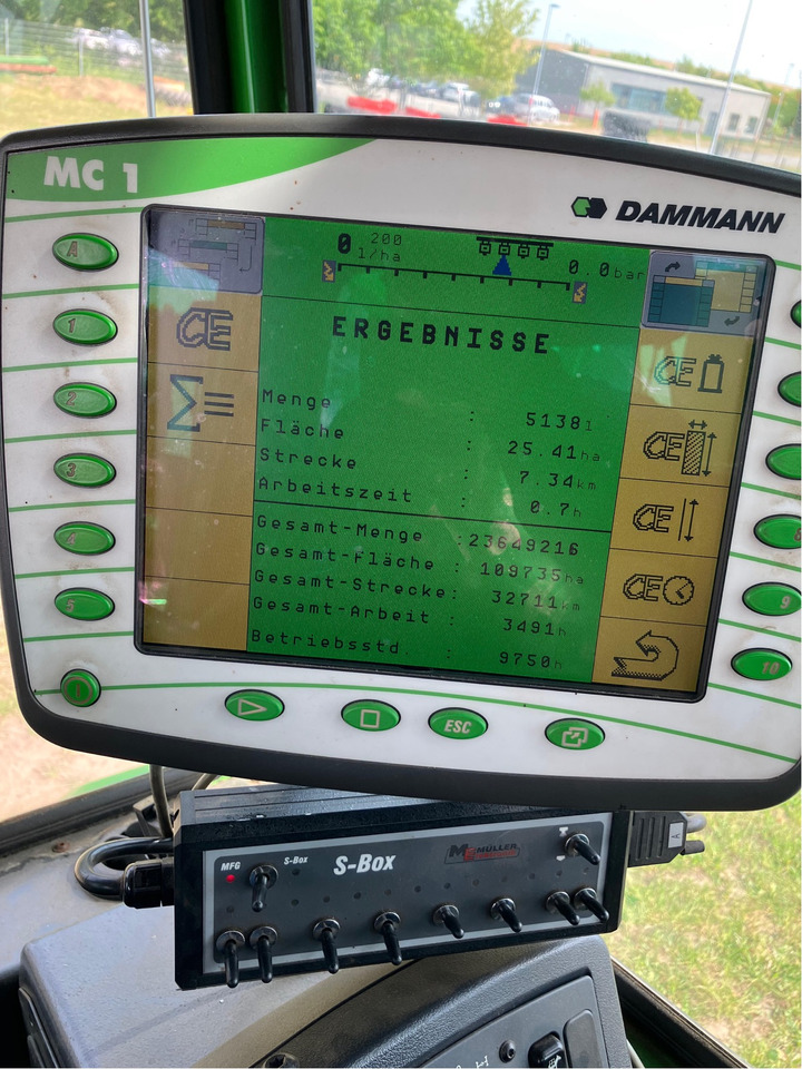 Dammann Damann Trac 5000 - Polverizzatore semovente: foto 3 Dammann Damann Trac 5000 - Polverizzatore semovente: foto 3