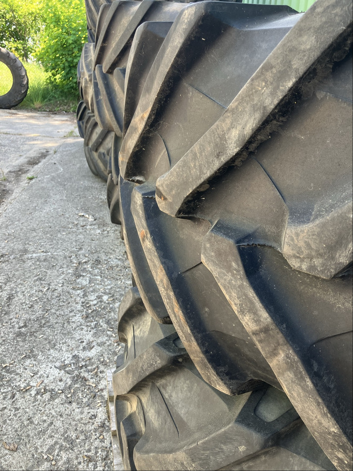 Fendt 2x Komplettrad 540/65R30 TB - Cerchi e pneumatici: foto 2 Fendt 2x Komplettrad 540/65R30 TB - Cerchi e pneumatici: foto 2