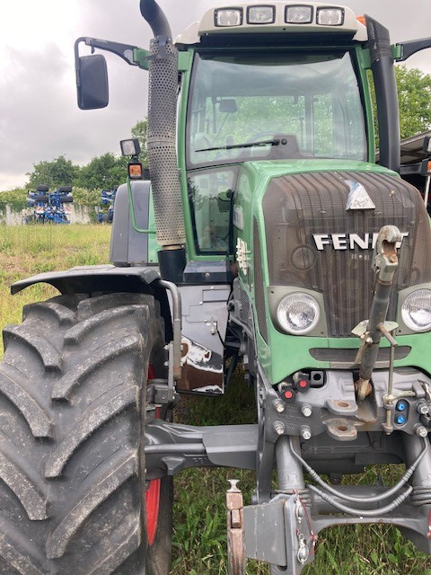 Trattore Fendt 714: foto 10