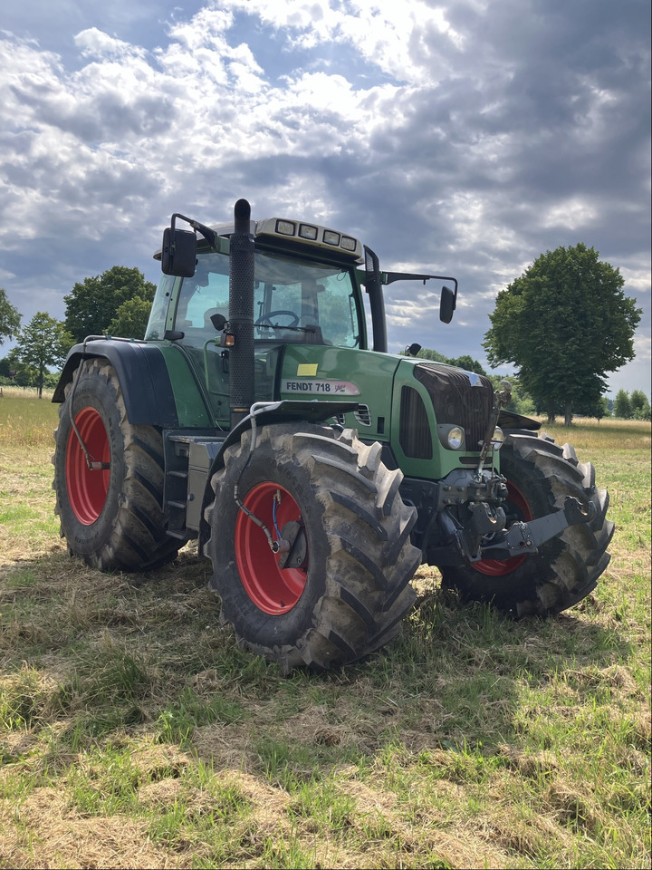 Fendt 718 Com3 Vario TMS - Trattore: foto 1 Fendt 718 Com3 Vario TMS - Trattore: foto 1