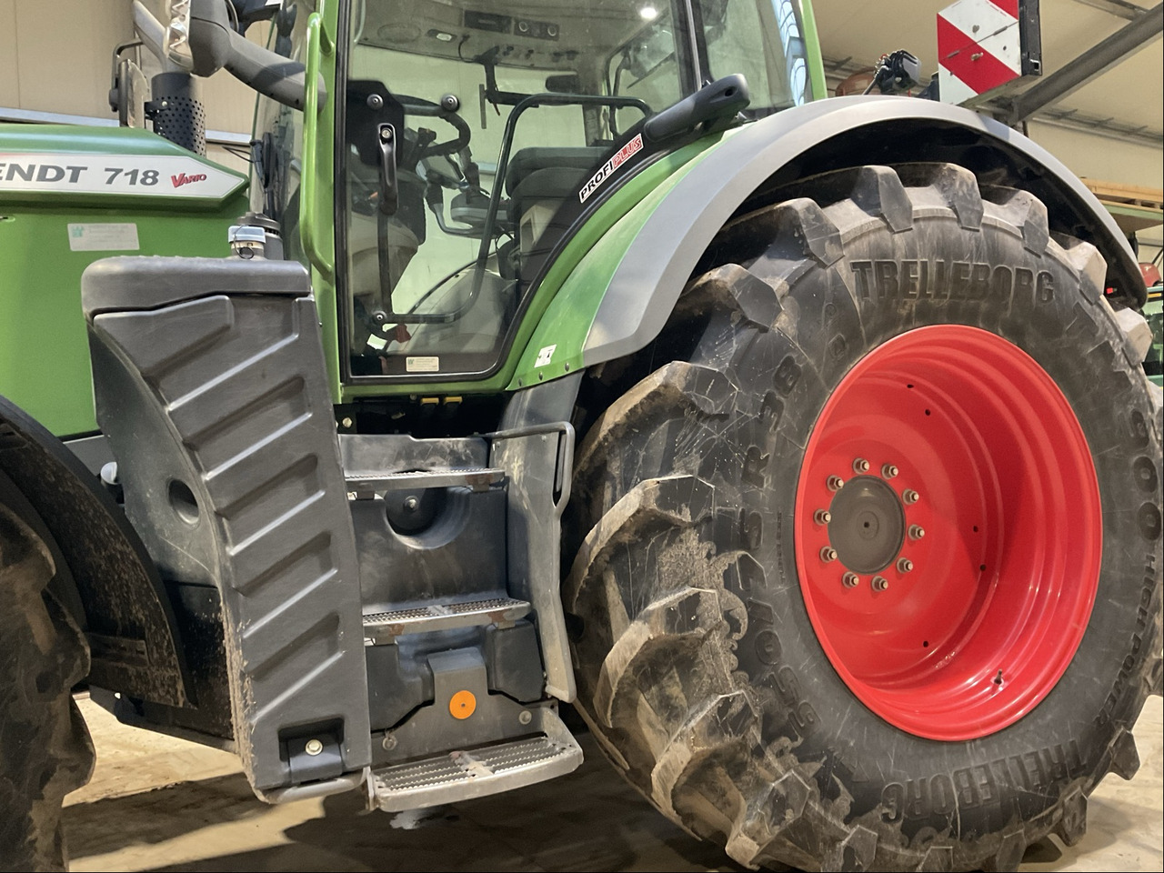 Fendt 718 Vario S4 ProfiPlus - Trattore: foto 4 Fendt 718 Vario S4 ProfiPlus - Trattore: foto 4