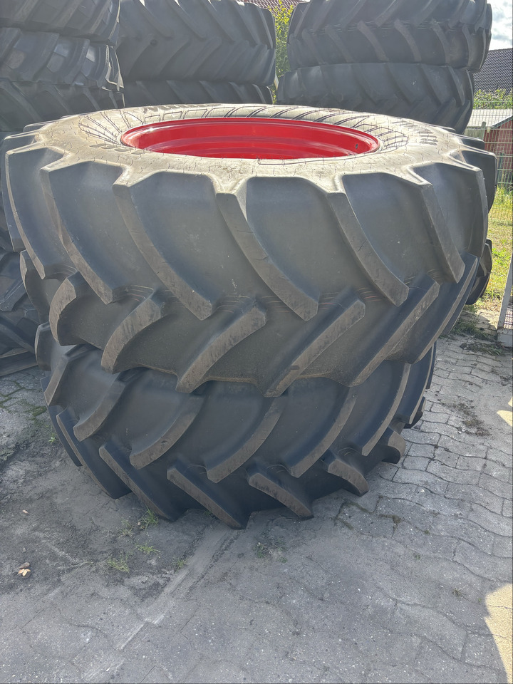 Fendt Mitas 710/70R38 600/65R28 - Cerchi e pneumatici: foto 1 Fendt Mitas 710/70R38 600/65R28 - Cerchi e pneumatici: foto 1