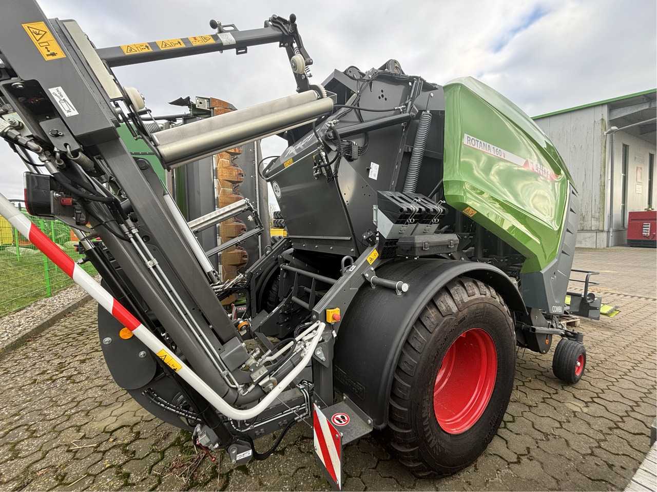 Fendt Rotana 160 V Combi - Macchina da fienagione: foto 5 Fendt Rotana 160 V Combi - Macchina da fienagione: foto 5