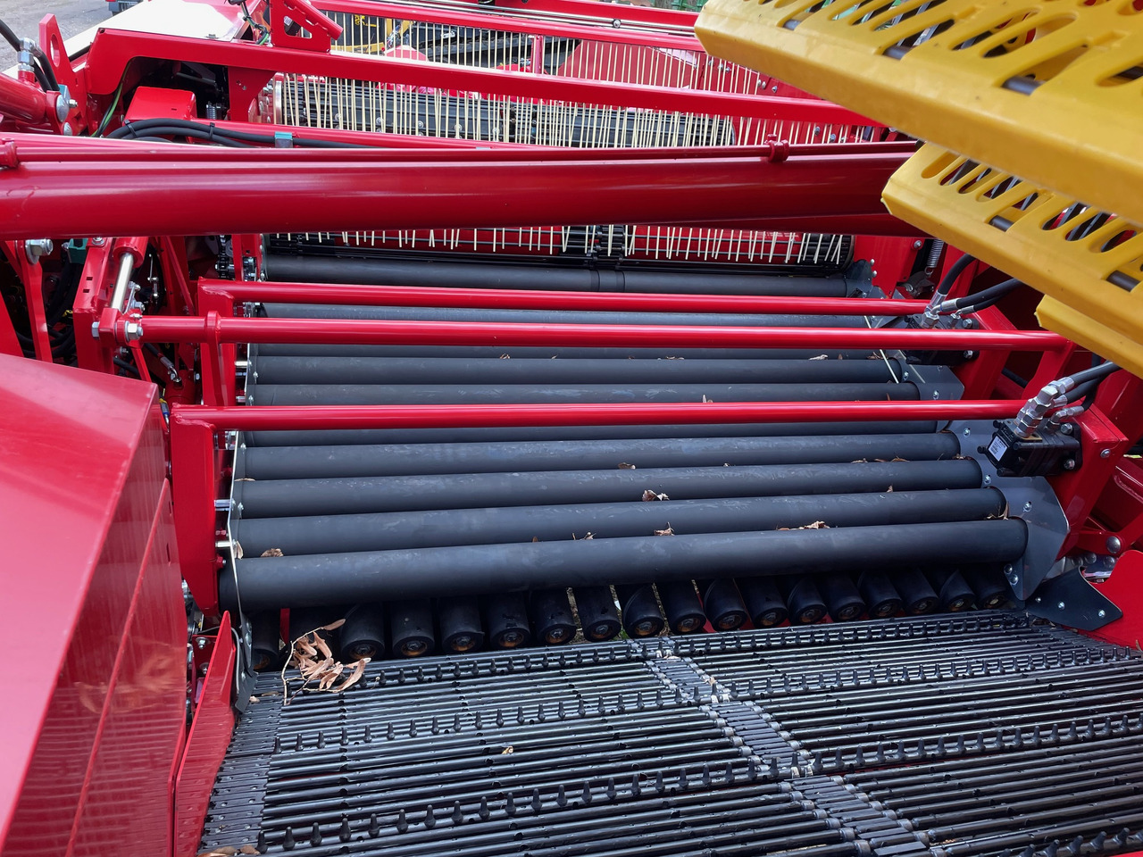 Grimme Select 200 - Scava raccogli patate: foto 3 Grimme Select 200 - Scava raccogli patate: foto 3