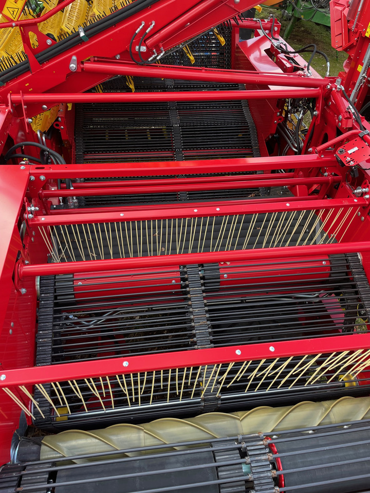 Grimme Select 200 - Scava raccogli patate: foto 4 Grimme Select 200 - Scava raccogli patate: foto 4