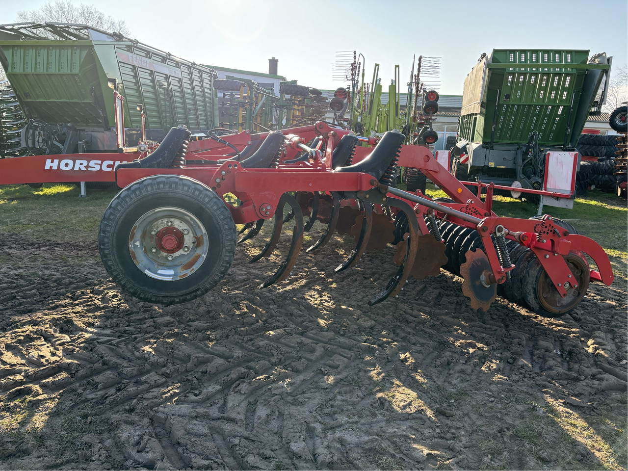 Horsch Terrano 5 FX - Coltivatore: foto 1 Horsch Terrano 5 FX - Coltivatore: foto 1