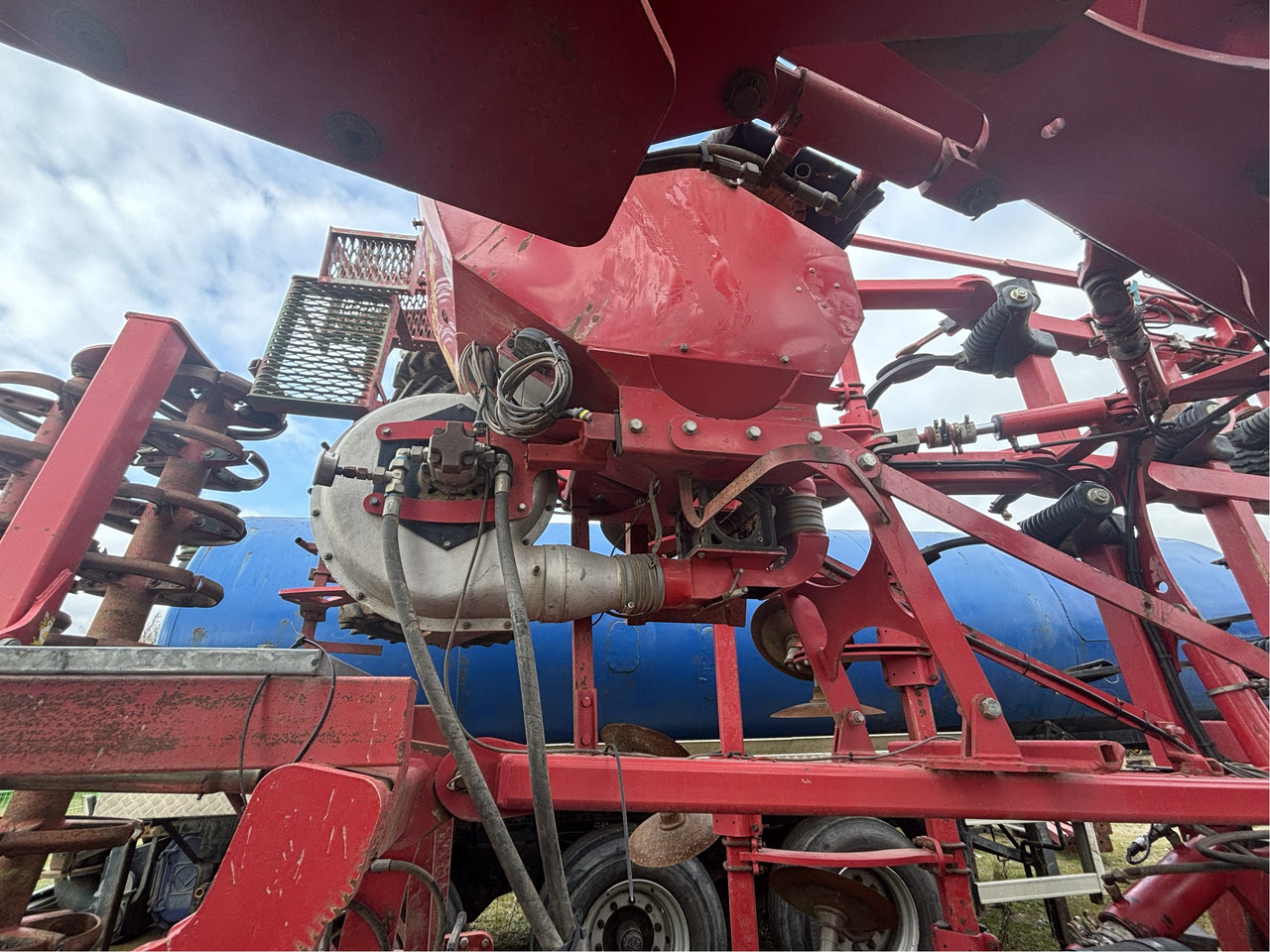 Horsch Tiger 6AS - Coltivatore: foto 4 Horsch Tiger 6AS - Coltivatore: foto 4