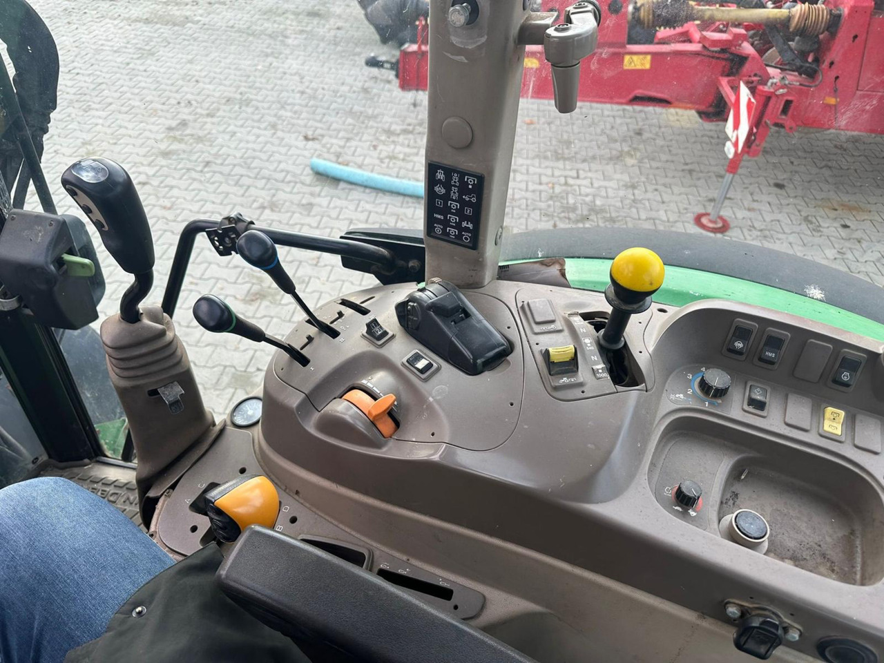 John Deere 5100 R - Trattore: foto 3 John Deere 5100 R - Trattore: foto 3