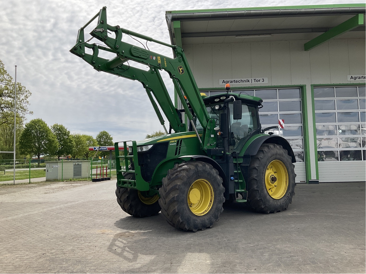 John Deere 7310 R - Trattore: foto 1 John Deere 7310 R - Trattore: foto 1