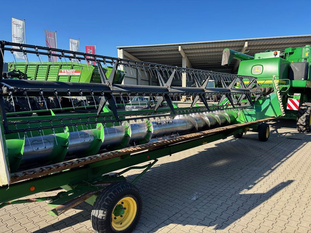 John Deere T660 i Hillmaster - Mietitrebbia: foto 4 John Deere T660 i Hillmaster - Mietitrebbia: foto 4