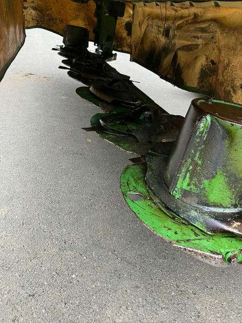 Krone Easy Cut B 970 F 320 M - Falciatrice: foto 2 Krone Easy Cut B 970 F 320 M - Falciatrice: foto 2